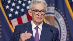 Jerome Powell Signals Gradual Rate Cuts Amid Strong Economy